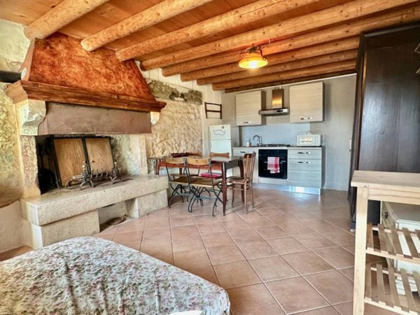 appartamento in affitto a Negrar di Valpolicella in zona Montecchio