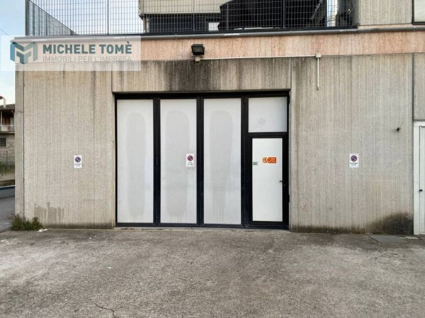locale commerciale in affitto a Negrar di Valpolicella
