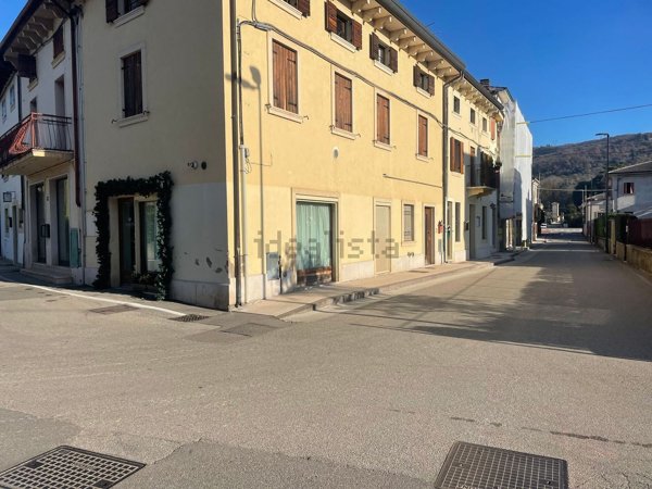 locale commerciale in affitto a Negrar di Valpolicella