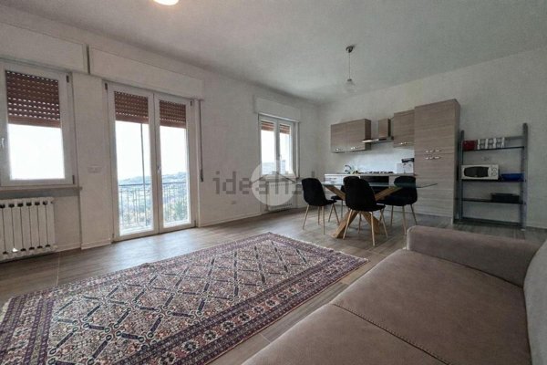 appartamento in affitto a Negrar di Valpolicella in zona Fane