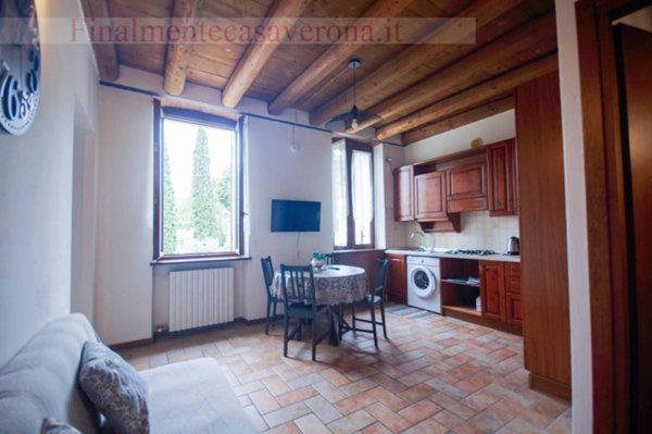 appartamento in affitto a Negrar di Valpolicella in zona Jago