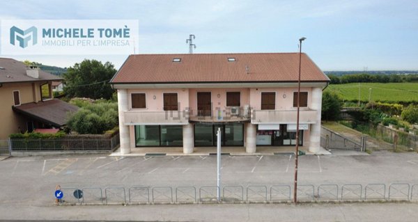 locale commerciale in affitto a Negrar di Valpolicella in zona Santa Maria