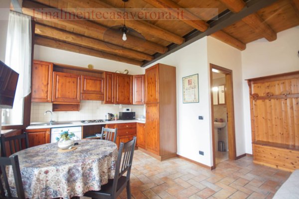 appartamento in affitto a Negrar di Valpolicella in zona Jago