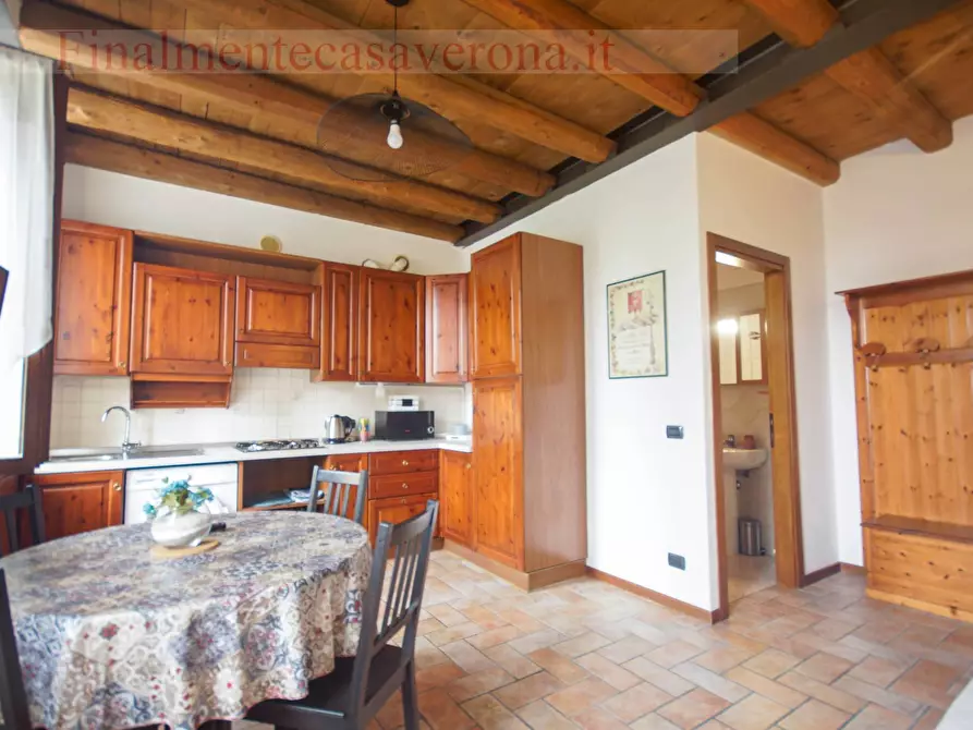 appartamento in affitto a Negrar di Valpolicella in zona Jago