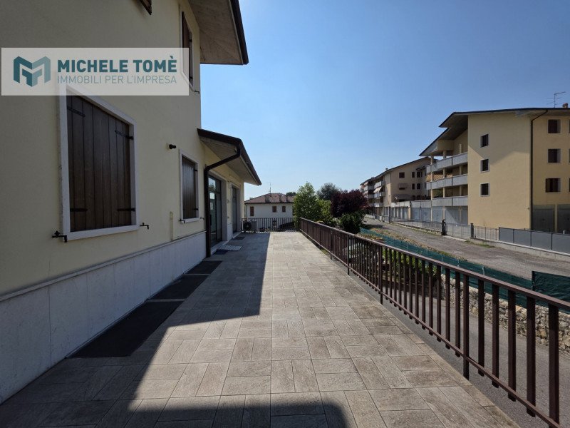 ufficio in affitto a Negrar di Valpolicella in zona Santa Maria
