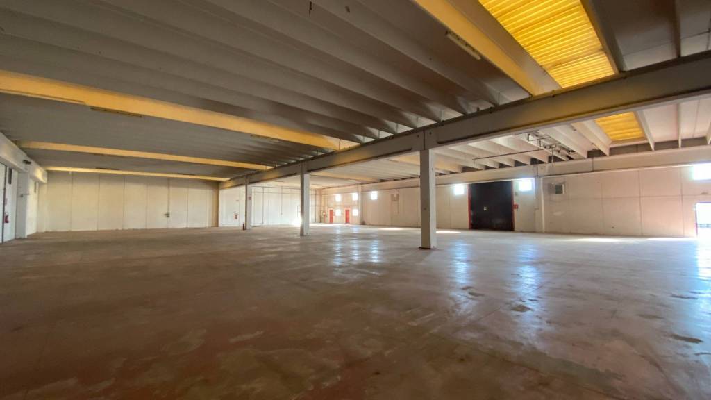 ufficio in affitto a Nogarole Rocca