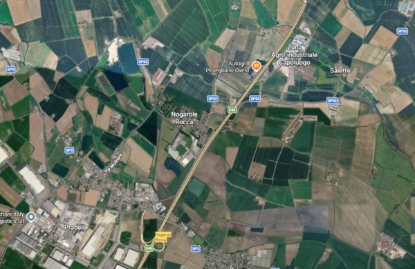 ufficio in affitto a Nogarole Rocca in zona Pradelle