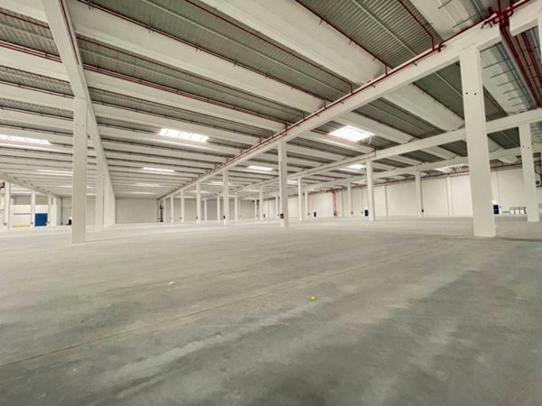 locale commerciale in affitto ad Oppeano in zona Vallese