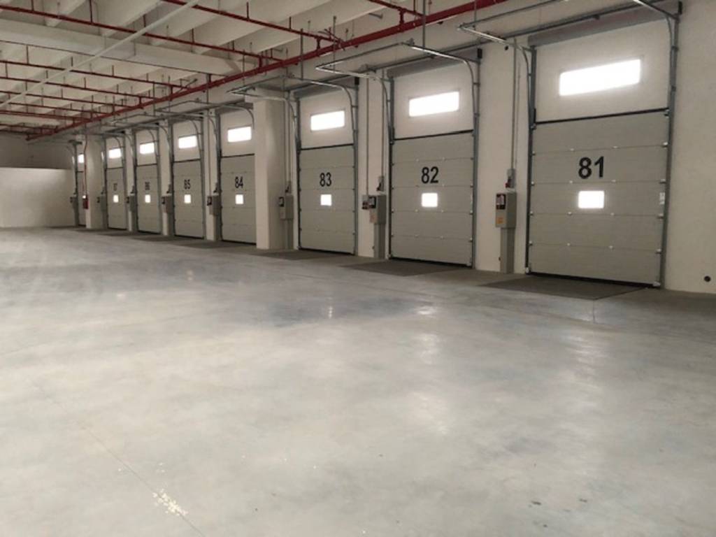 locale commerciale in affitto ad Oppeano in zona Vallese