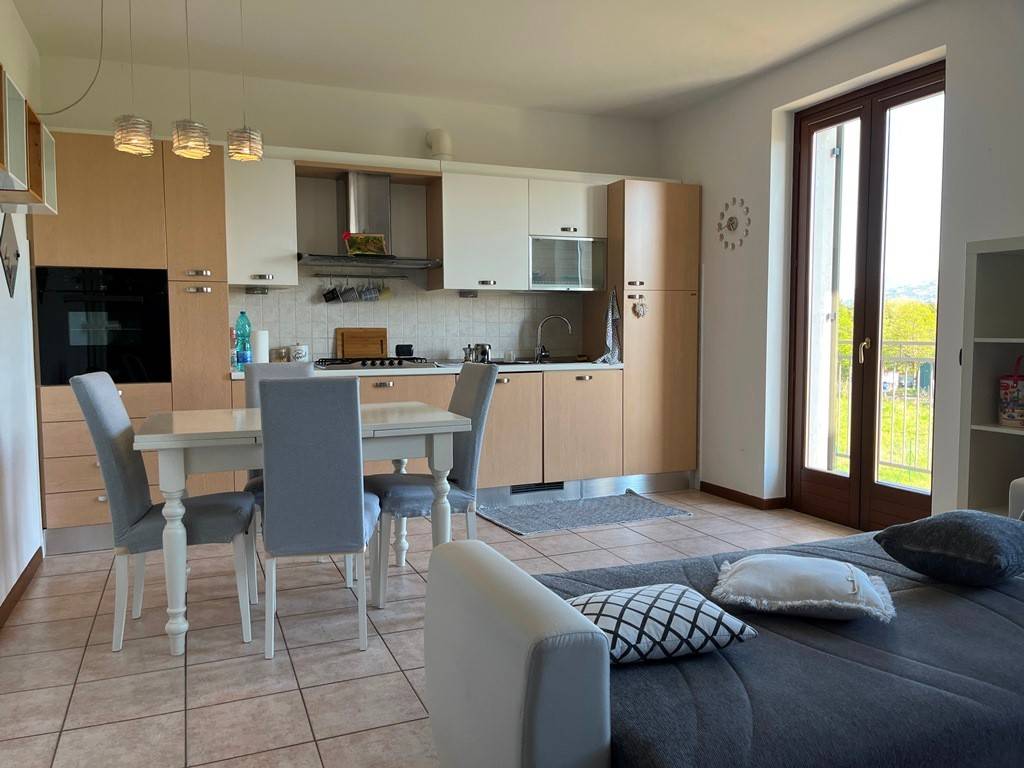 appartamento in affitto a Pescantina