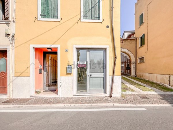 ufficio in affitto a Pescantina