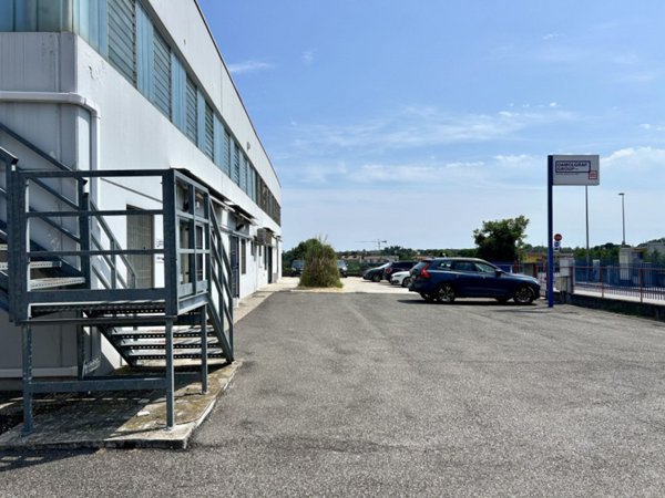 loft in affitto a Pescantina in zona Settimo