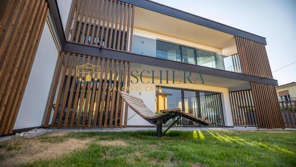 appartamento in affitto a Peschiera del Garda in zona Dolci