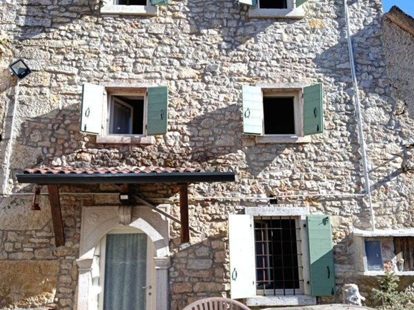 casa semindipendente in affitto a Roverè Veronese in zona San Francesco