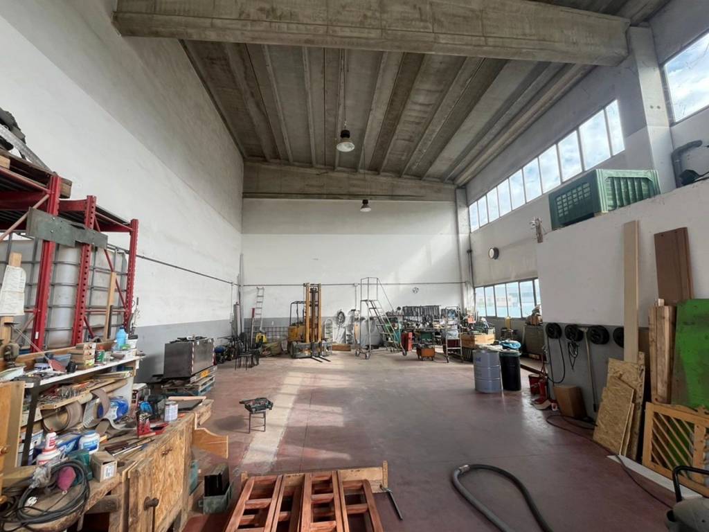 locale commerciale in affitto a San Bonifacio