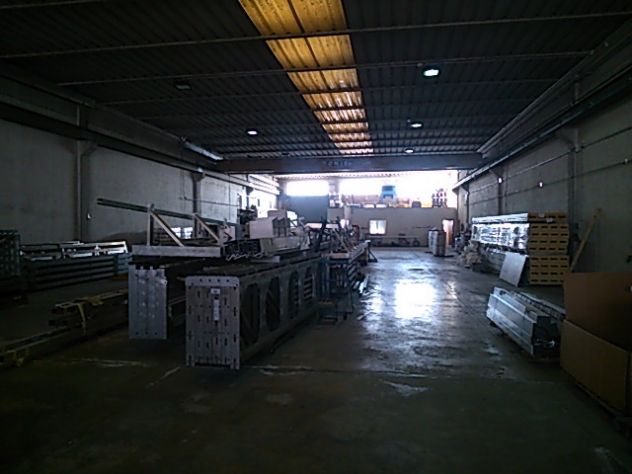 locale commerciale in affitto a San Giovanni Lupatoto