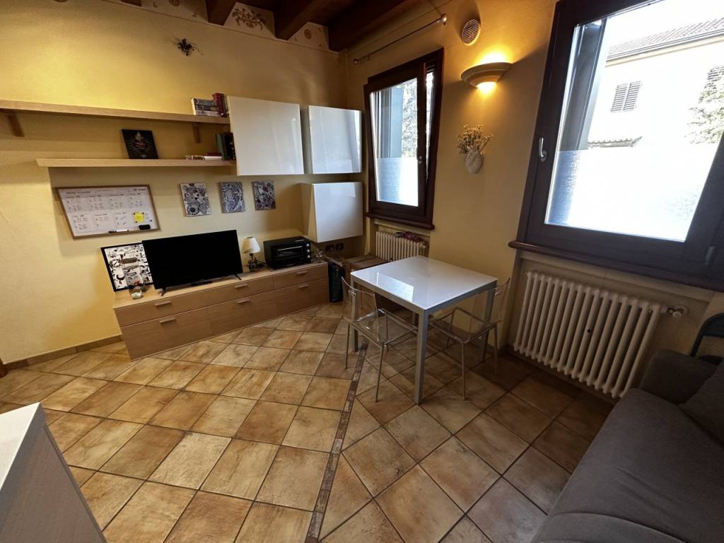 appartamento in affitto a San Giovanni Lupatoto in zona Raldon