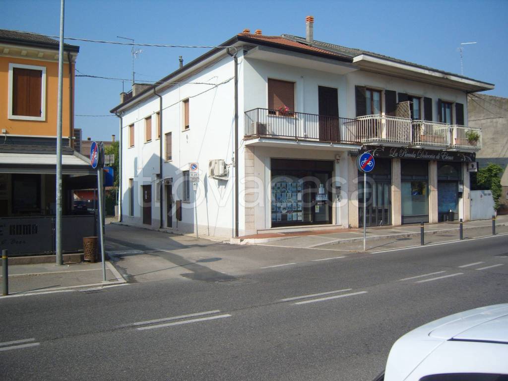 appartamento in affitto a San Giovanni Lupatoto in zona Pozzo