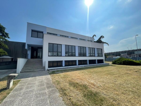 ufficio in affitto a San Giovanni Lupatoto