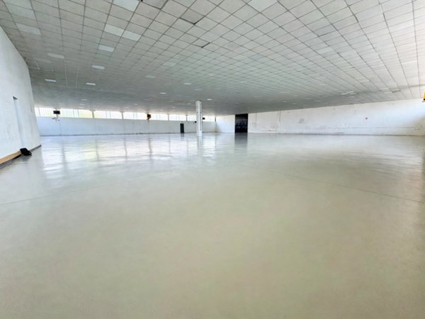 locale commerciale in affitto a San Giovanni Lupatoto