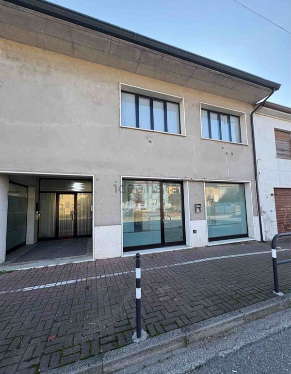 ufficio in affitto a Sanguinetto in zona Venera