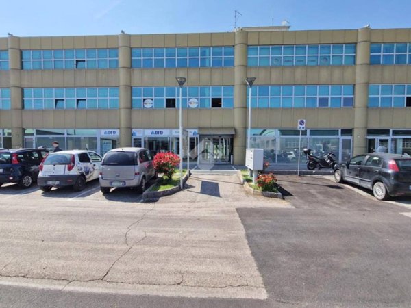 ufficio in affitto a San Martino Buon Albergo