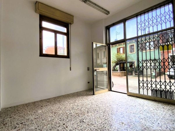 negozio in affitto a San Martino Buon Albergo