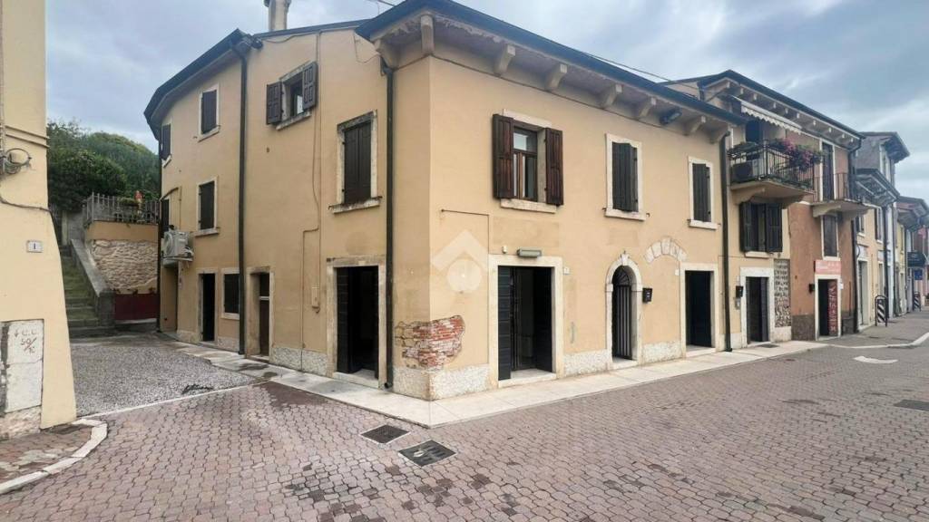 negozio in affitto a San Martino Buon Albergo