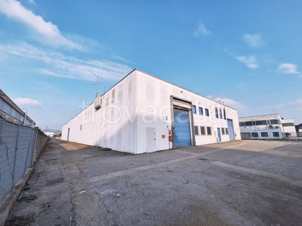 capannone in affitto a San Martino Buon Albergo