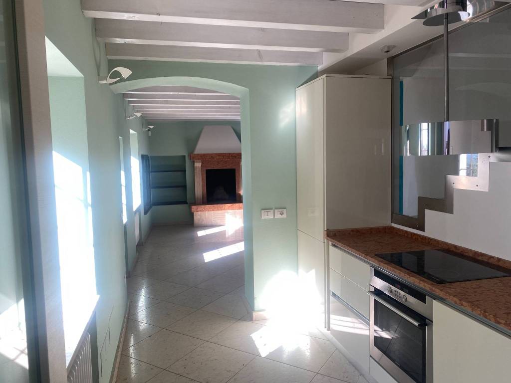 casa indipendente in affitto a San Martino Buon Albergo