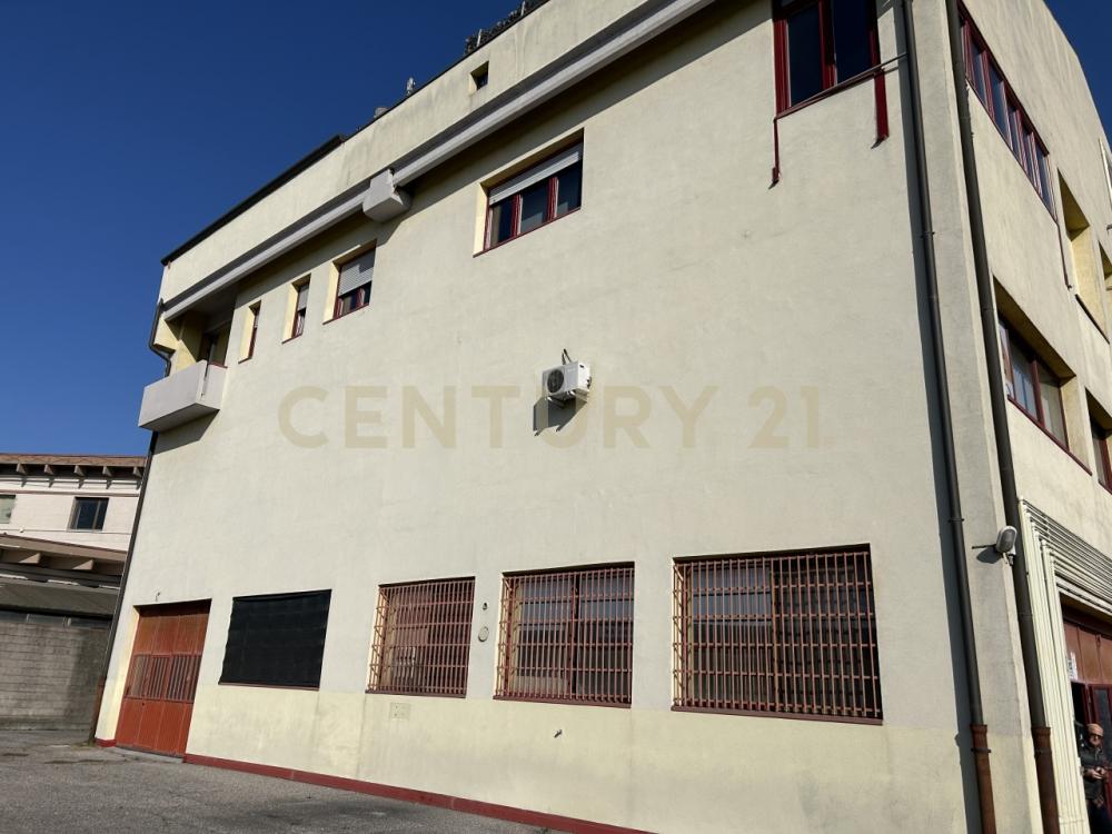 capannone in affitto a San Martino Buon Albergo