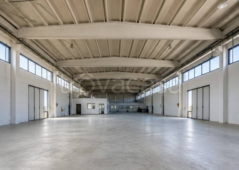 locale commerciale in affitto a San Martino Buon Albergo