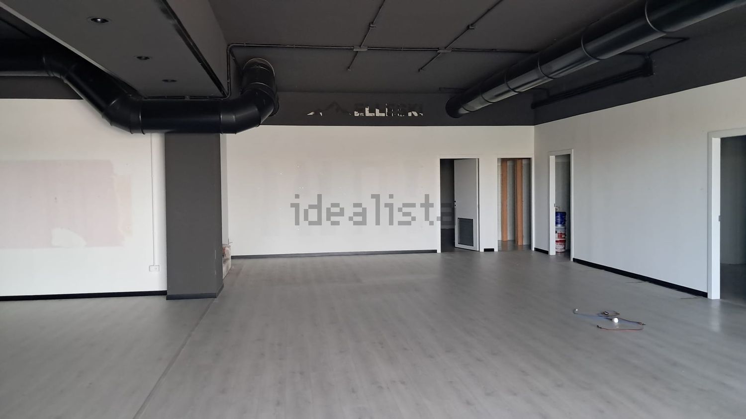 locale commerciale in affitto a San Martino Buon Albergo