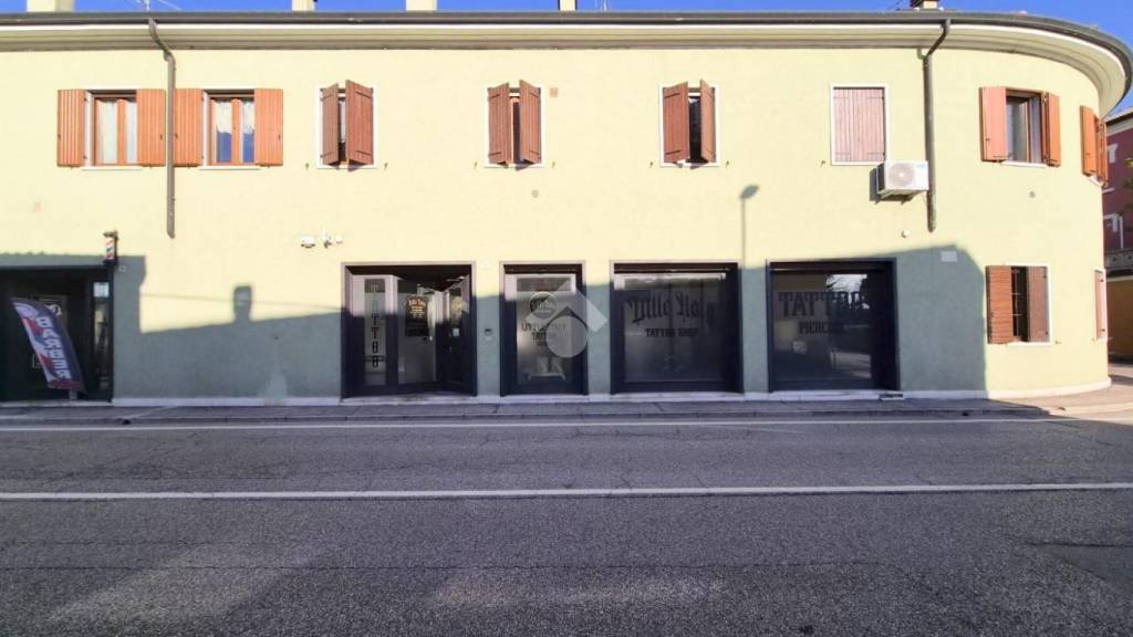 negozio in affitto a San Martino Buon Albergo