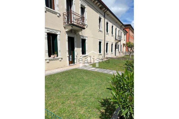 appartamento in affitto a San Pietro in Cariano in zona Corrubbio