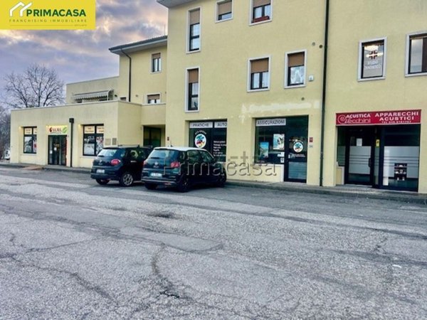 negozio in affitto a San Pietro in Cariano in zona Pedemonte
