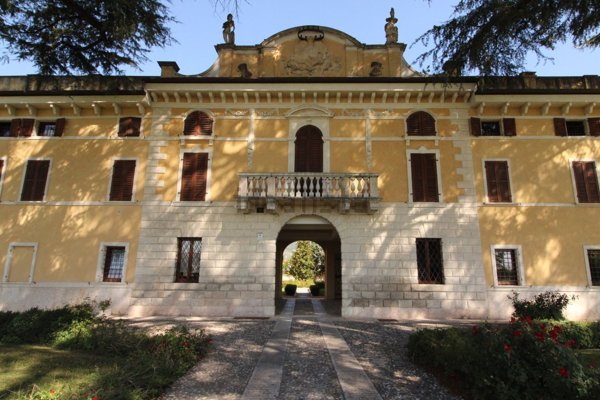 appartamento in affitto a Sant'Ambrogio di Valpolicella