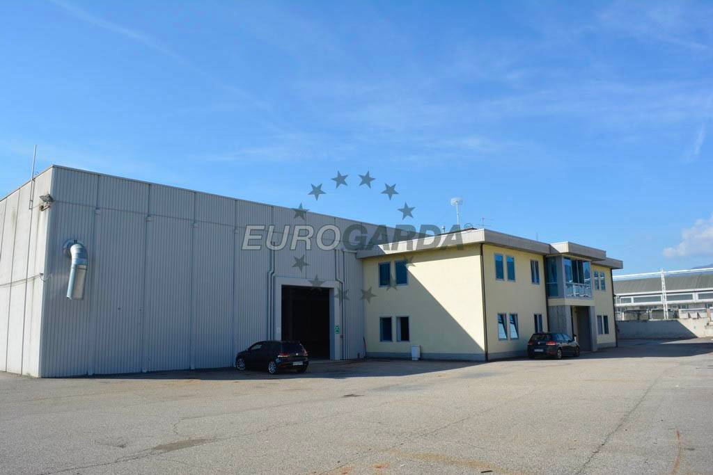 capannone in affitto a Sant'Ambrogio di Valpolicella in zona Domegliara