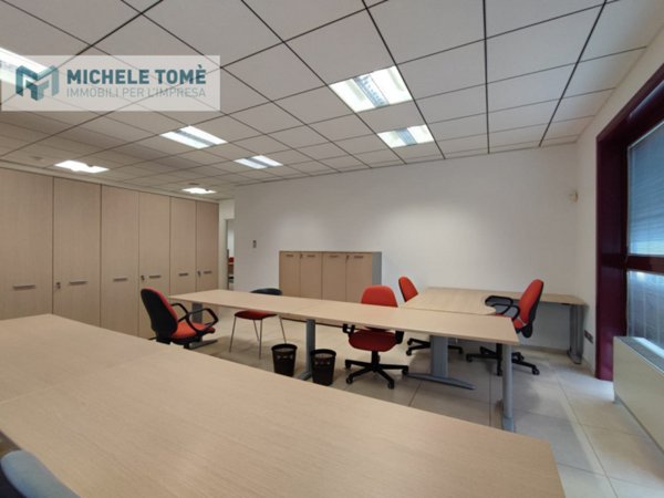ufficio in affitto a Sant'Ambrogio di Valpolicella in zona Domegliara