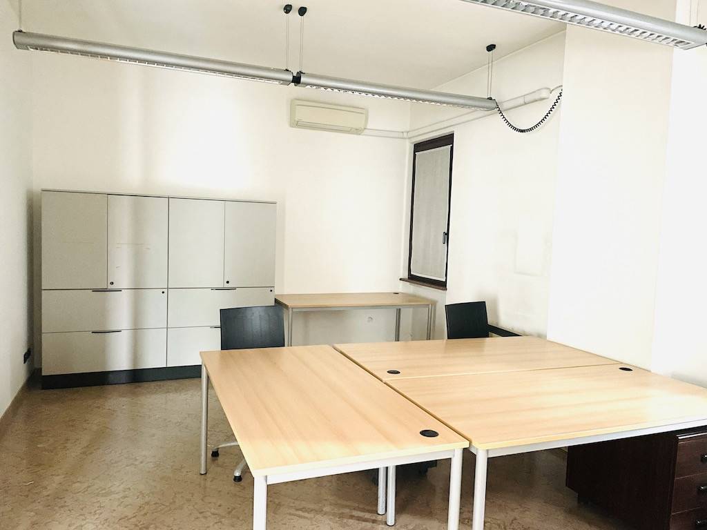 ufficio in affitto a Sant'Ambrogio di Valpolicella