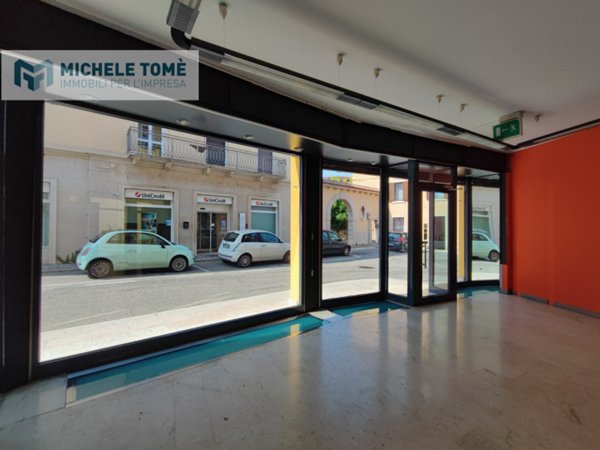 negozio in affitto a Sant'Ambrogio di Valpolicella