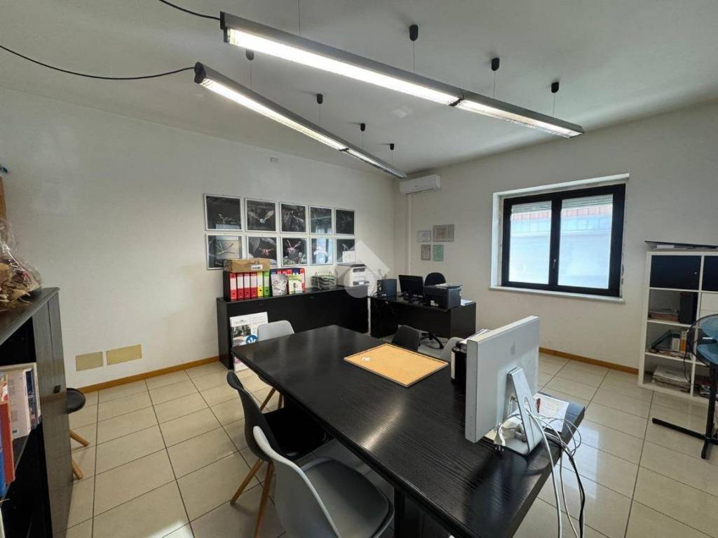 ufficio in affitto a Sant'Ambrogio di Valpolicella