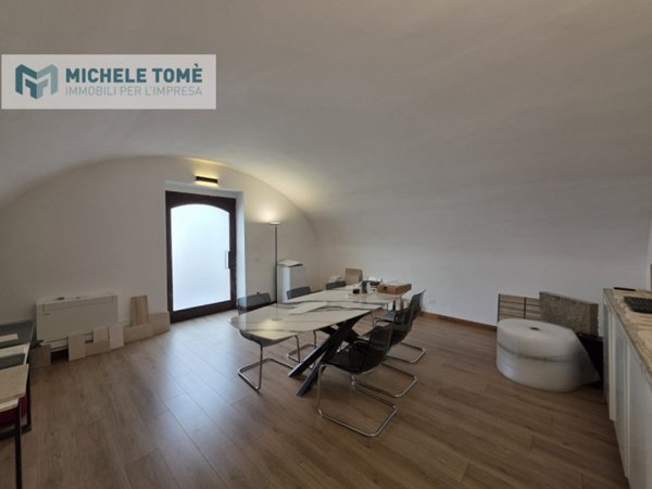 ufficio in affitto a Sant'Ambrogio di Valpolicella in zona Domegliara