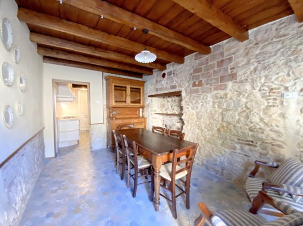 casa indipendente in affitto a Soave