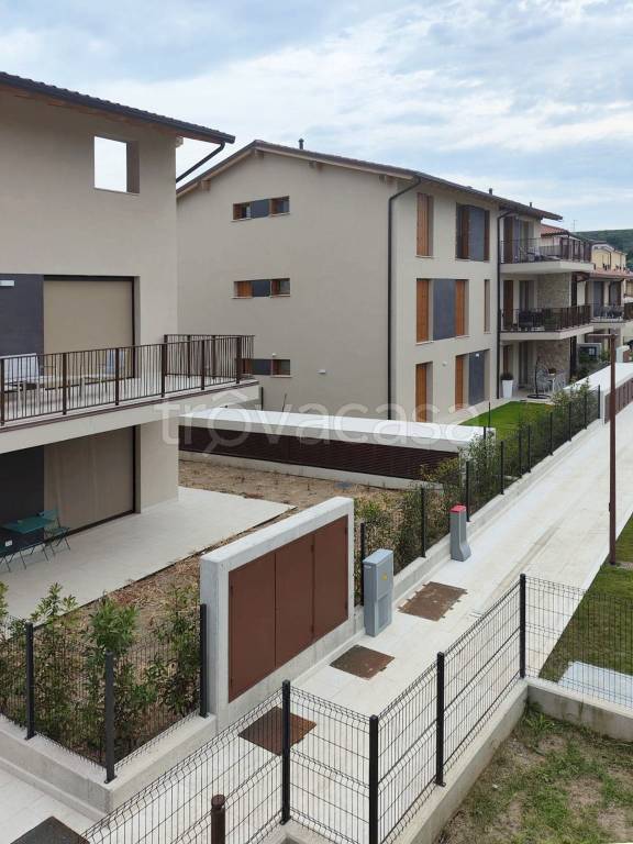 appartamento in affitto a Soave