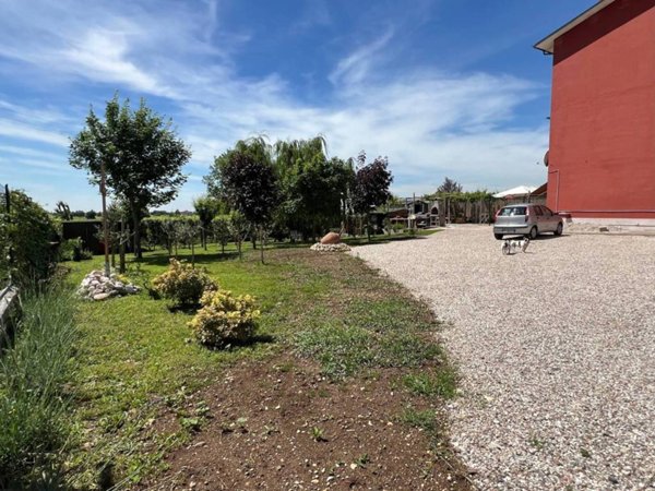 appartamento in affitto a Soave in zona Costeggiola