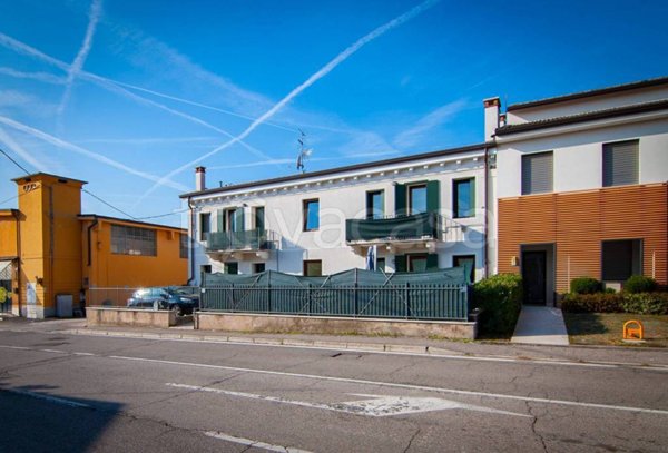 appartamento in affitto a Sommacampagna
