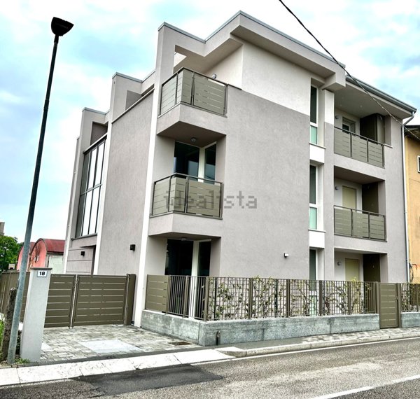 appartamento in affitto a Sommacampagna