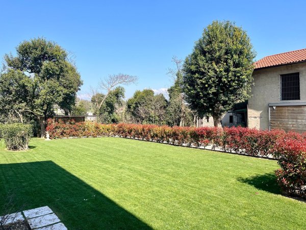 appartamento in affitto a Sommacampagna in zona Custoza