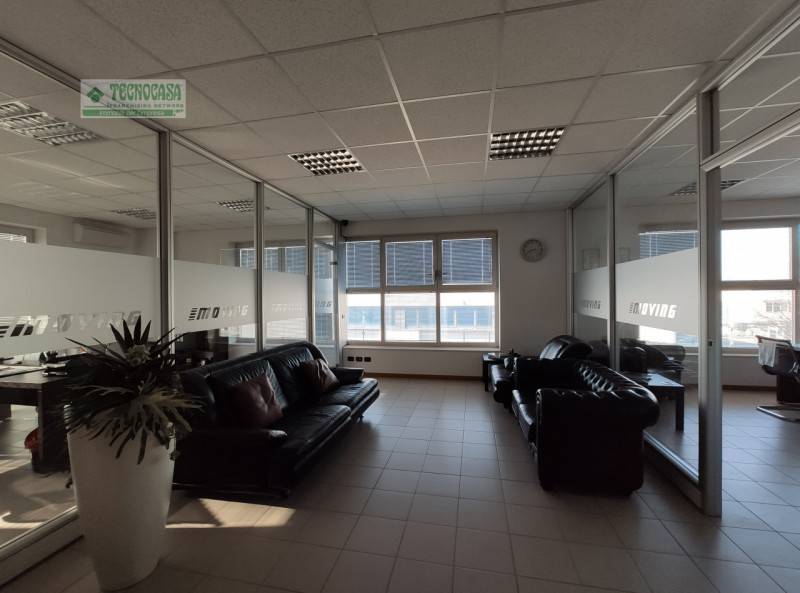 ufficio in affitto a Sona in zona Lugagnano